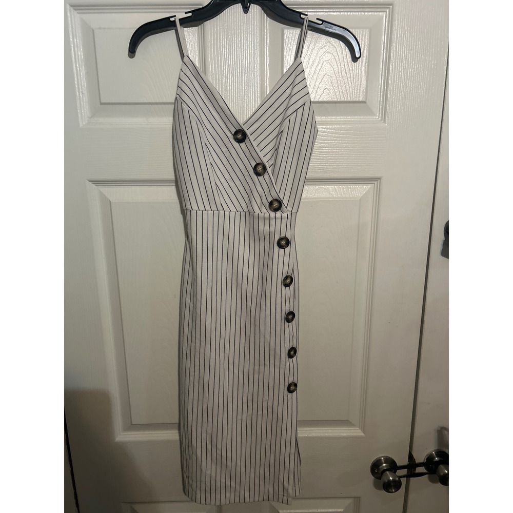 Striped Dress‎ Buttons Detail V Neck Midi White Black Bodycon Sleeveless